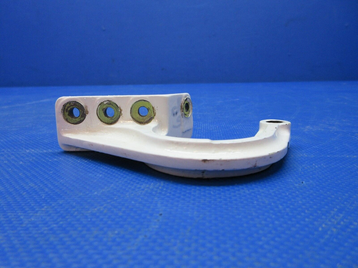Beech A36 Bonanza Hinge Main Gear Door AFT INBD RH P/N 35-815016-5 (0924-1313)