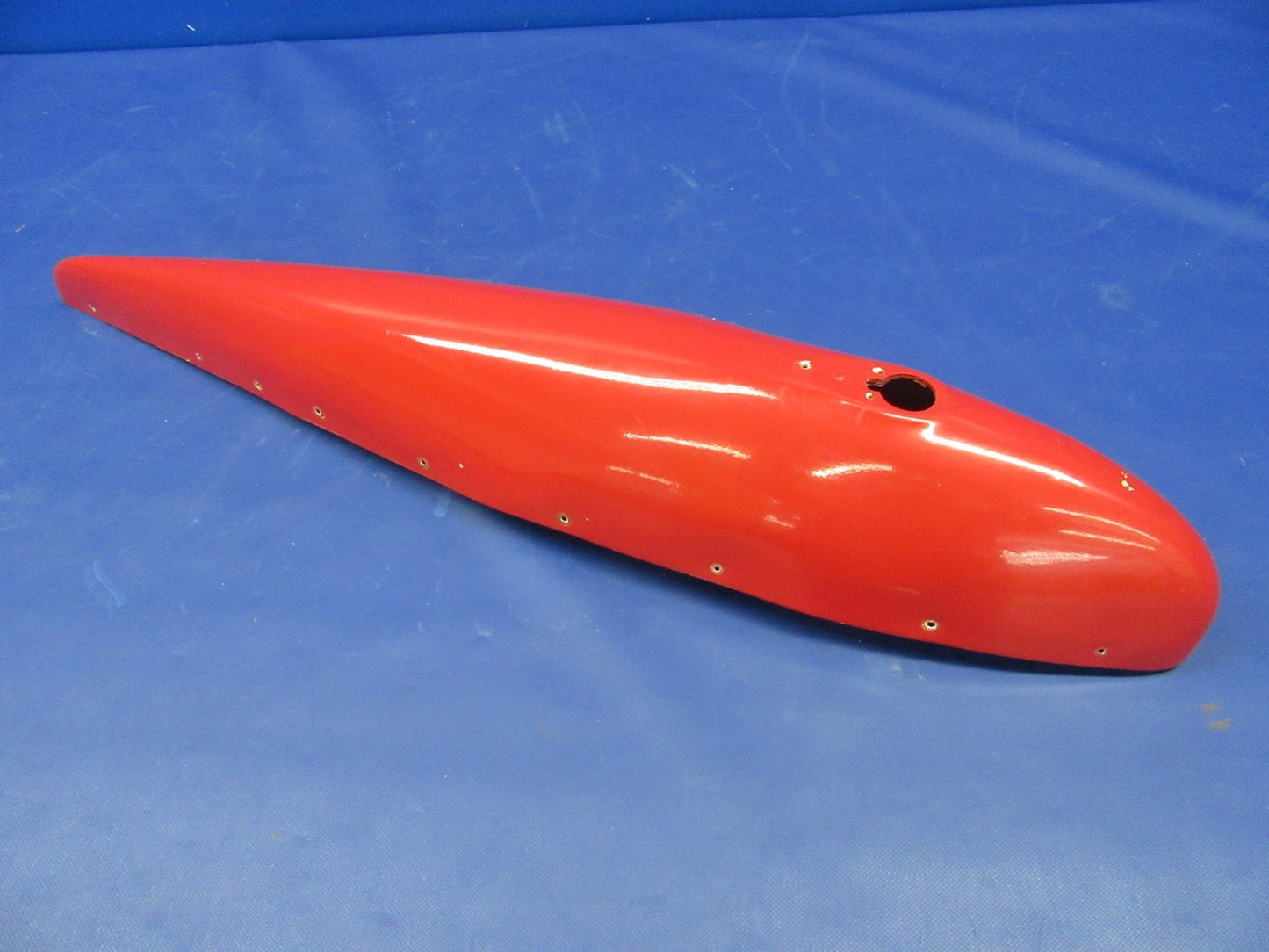 Piper PA-24-250 Comanche RH Wing Tip P/N 24870-01 (0326-04)0