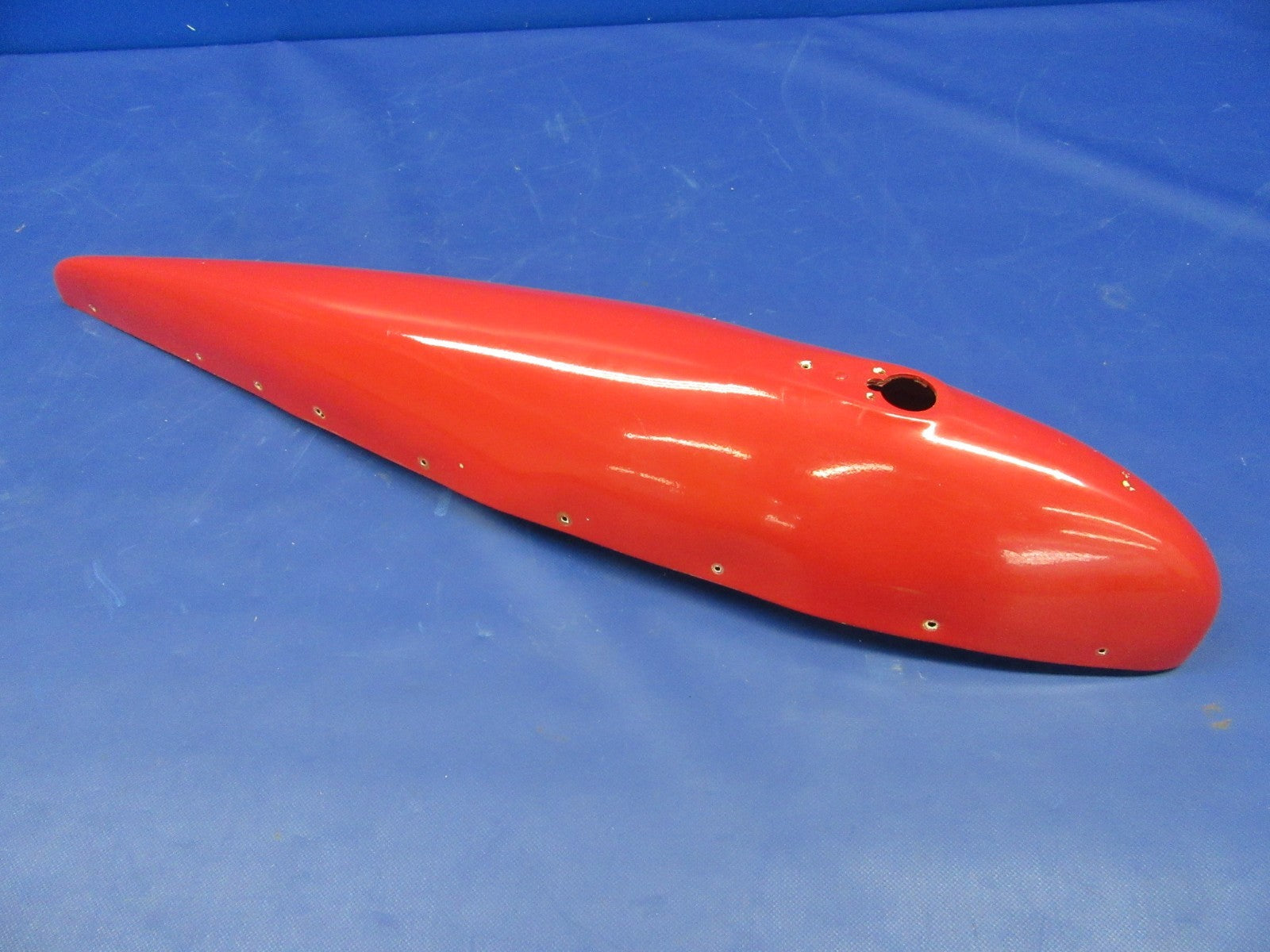 Piper PA-24-250 Comanche RH Wing Tip P/N 24870-01 (0326-04)0