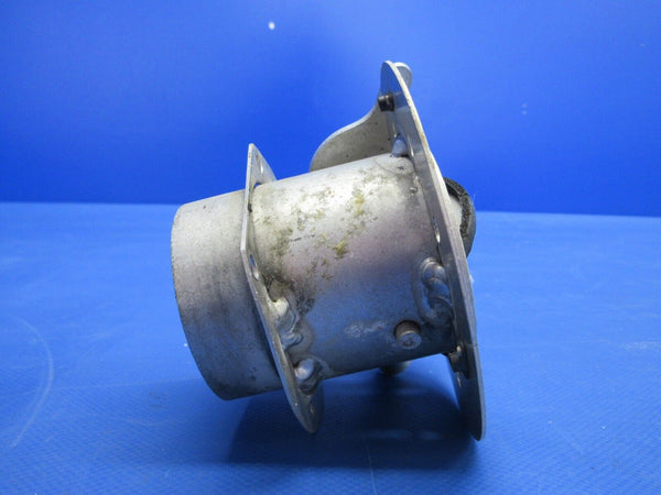 Piper PA-28-181 Archer Air Vent Assy P/N 68416-02 (0624-943)