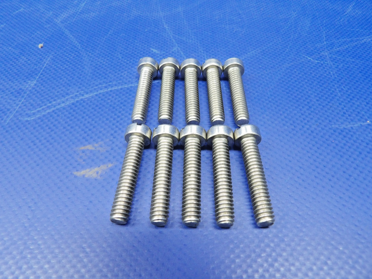 Continental Fillister Head Screw P/N AN500D416-20 LOT OF 10 NOS (0426-1319)8