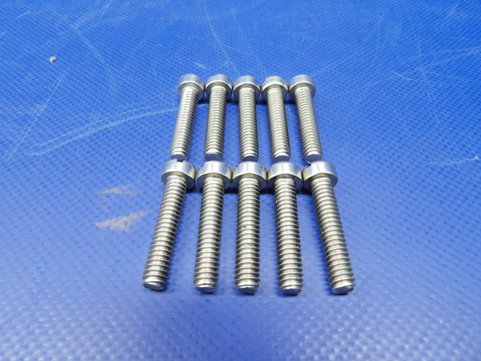 Continental Fillister Head Screw P/N AN500D416-20 LOT OF 10 NOS (0426-1319)8