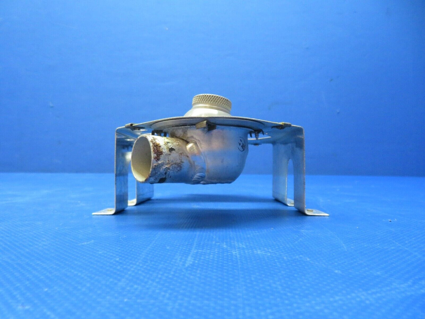 Mooney M20 / M20E Overhead Air Valves w/ Bracket P/N 640026 (0424-184)