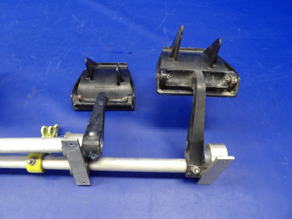 Beech 76 Duchess Rudder Pedals & Bars Set P/N 169-524013-67 (0526-2053)8