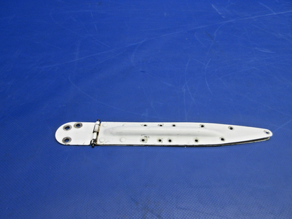 Cessna 172 / 172RG LH Cabin Door Upper Hinge P/N 0511280-1 (0926-877)0