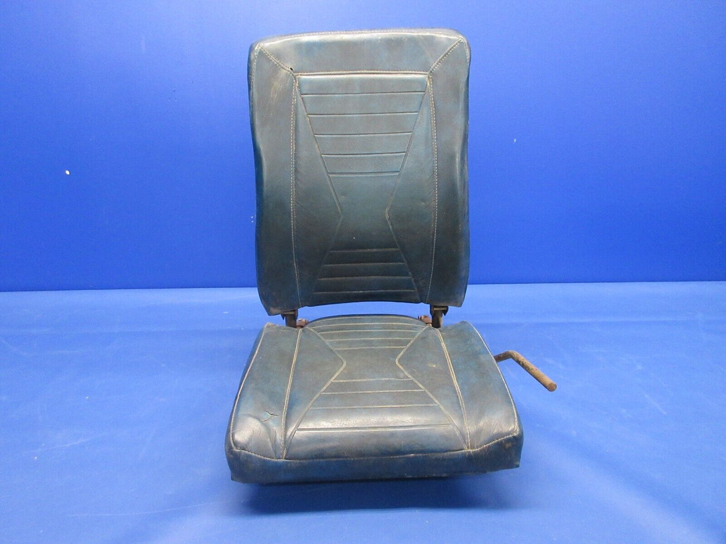 Grumman AA-1A Yankee Seat Assembly P/N 102323-521 (0424-1086)