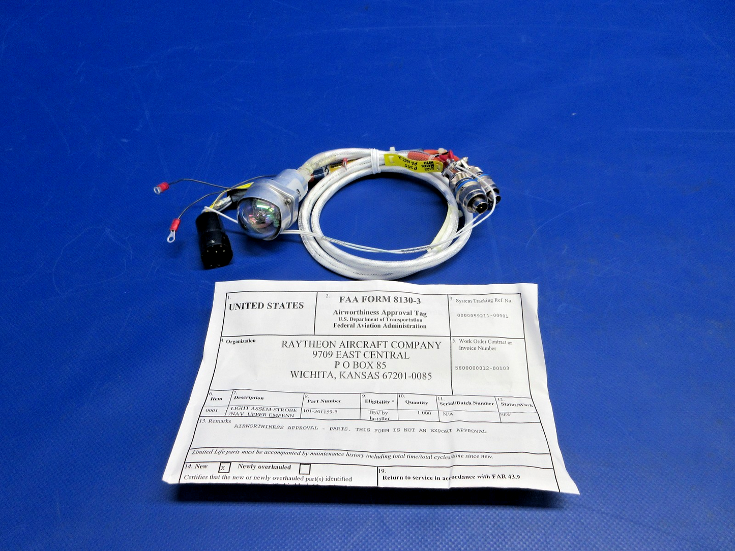 Beech King Air Navigation Strobe Tail Light w/8130 101-361159-5 NOS (0326-972)0