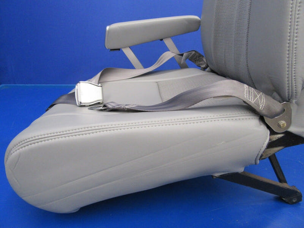 Beech Baron 95-B55 Seat LH Third Passenger Gray Leather 102-530094-5 (1119-29A)