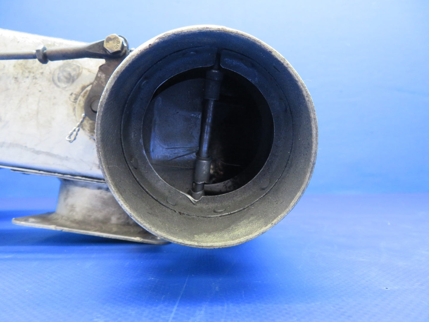 Cessna 310 / 310J Air Induction Box P/N 0850440-10, 0850440-11 (0326-1756)7