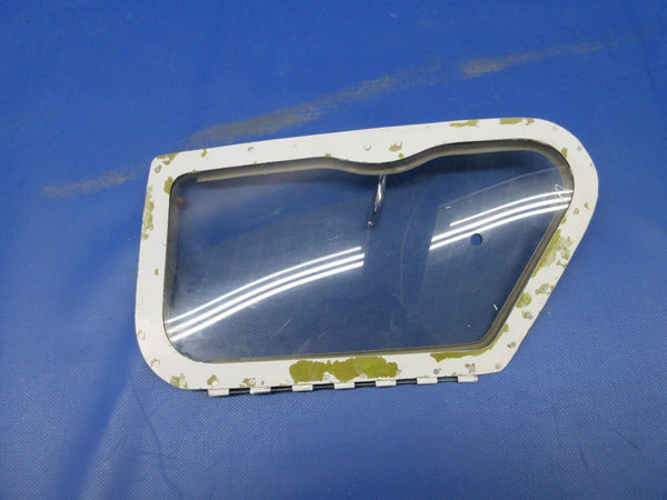 Beech 95 / D95A Travel Air Storm Window Assy P/N 35-410291-650 (0524-1147)