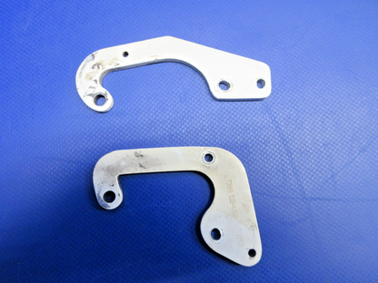 Beech Nose Gear Door Hinge FWD & AFT P/N 95-410031-17 SET OF 2 (0326-823)3