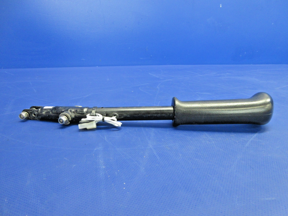 Diamond DA-40 Control Stick P/N DA4-2703-11-00 (0926-900)6