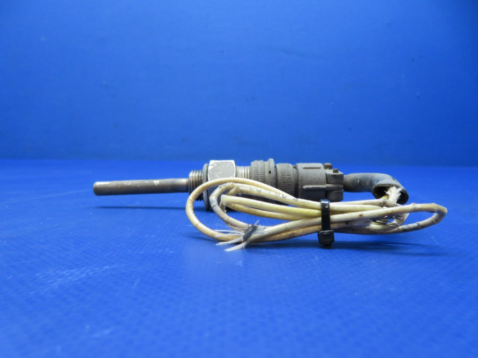 Cessna 310 / 310I Lewis Oil Temperature Probe AN5525-1 TESTED (0426-116)6