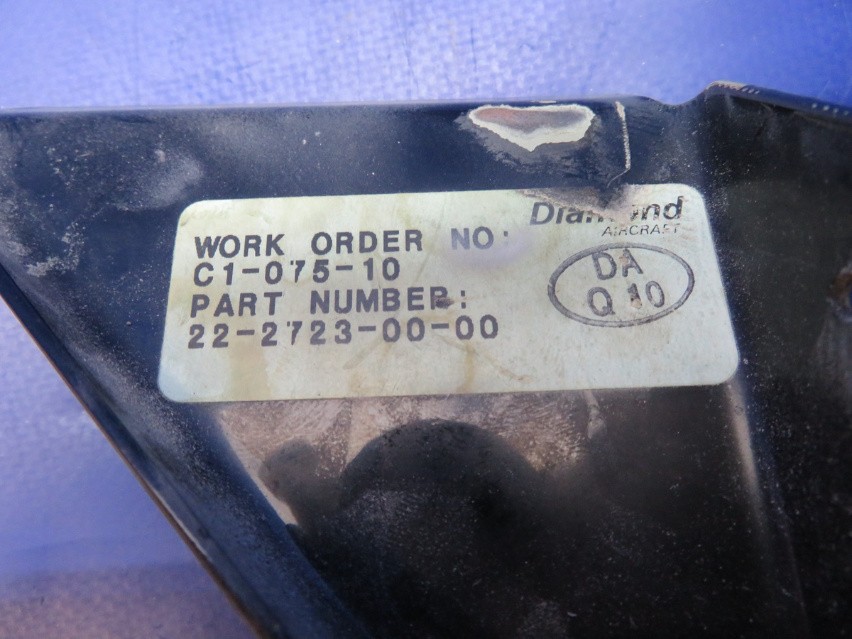 Diamond DA-40 LH Rudder Pedals P/N 22-2723-00-00 (0826-1224)2