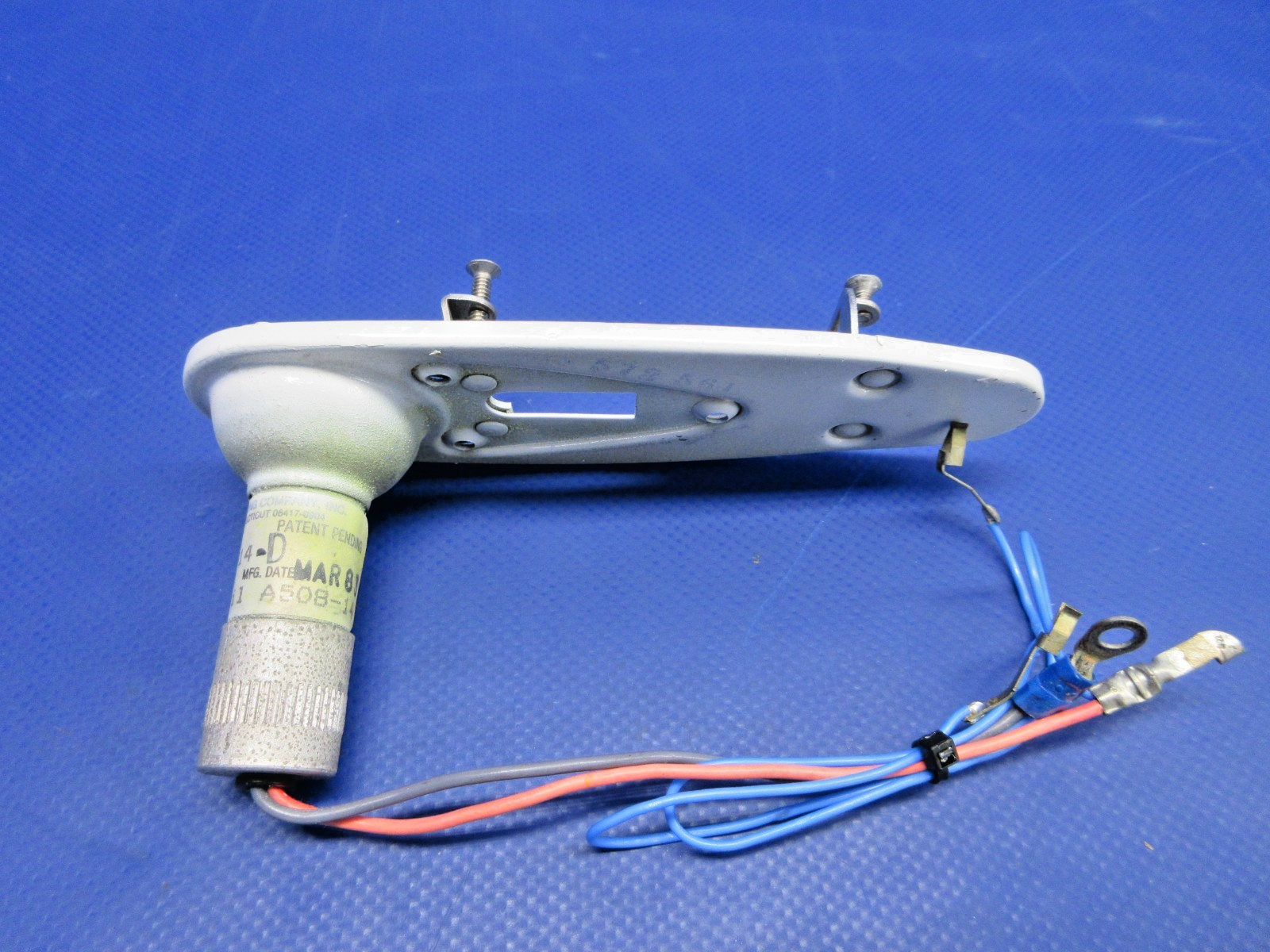 Whelen Wing Tip Strobe Light P/N A600-PG-14-D (0426-831)7