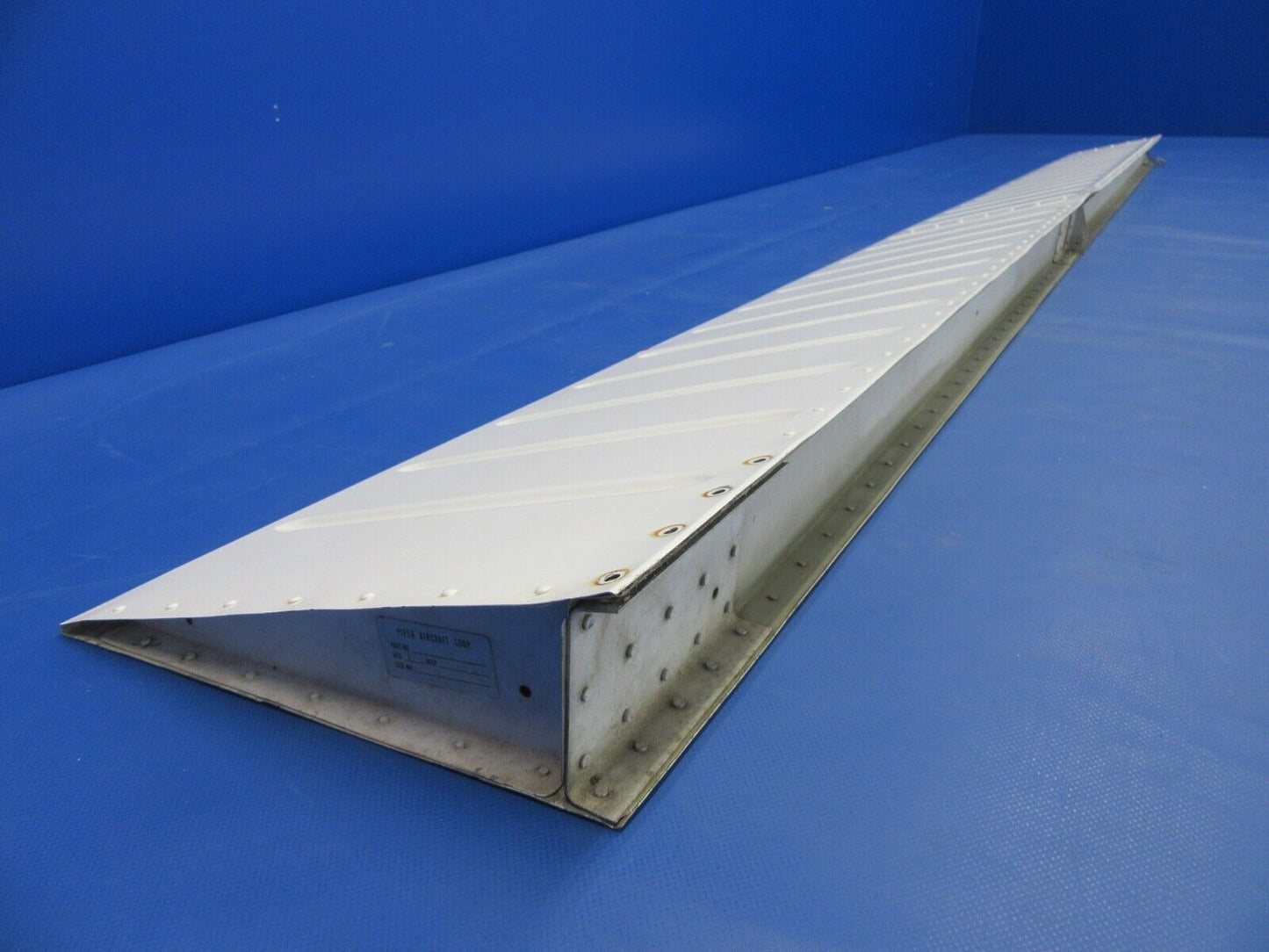 Piper PA-28-181 Archer LH Aileron P/N 35640-00 (0424-12)