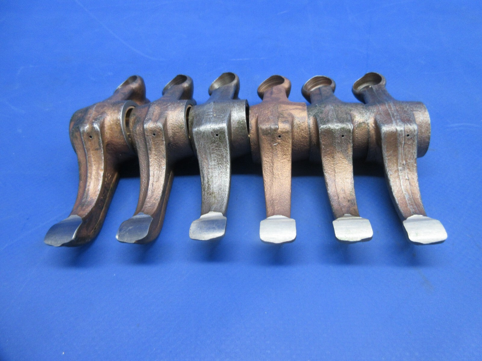 Continental TSIO-520 Rocker Arms With Hole P/N 641633 LOT OF 6 (1124-749)2