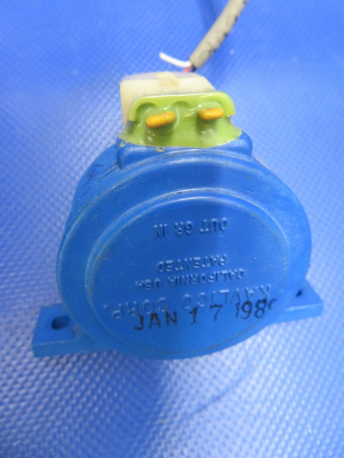 S-Tec Pressure Transducer 14V P/N 0111 (0221-36)