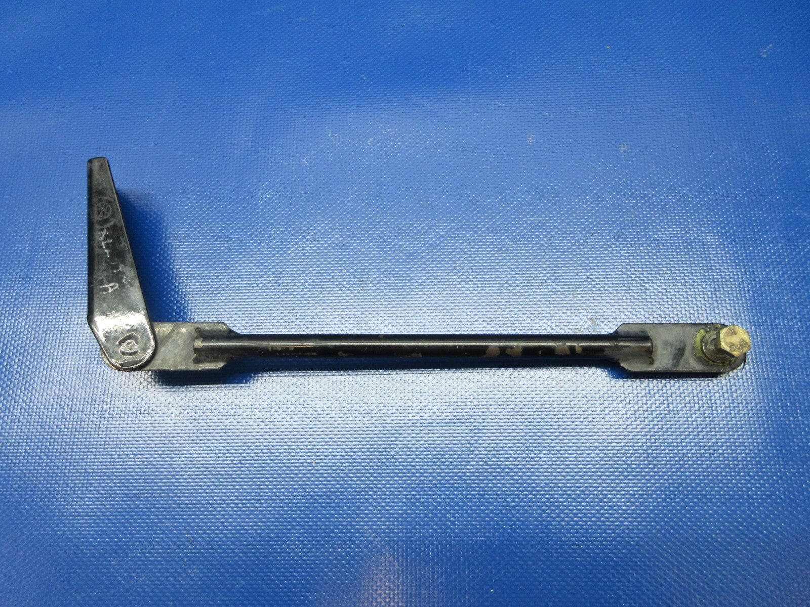 Piper PA46 / TIO-540-AE2A Engine Baffle Bracket & Tube P/N 82239-002 (1124-1387)2