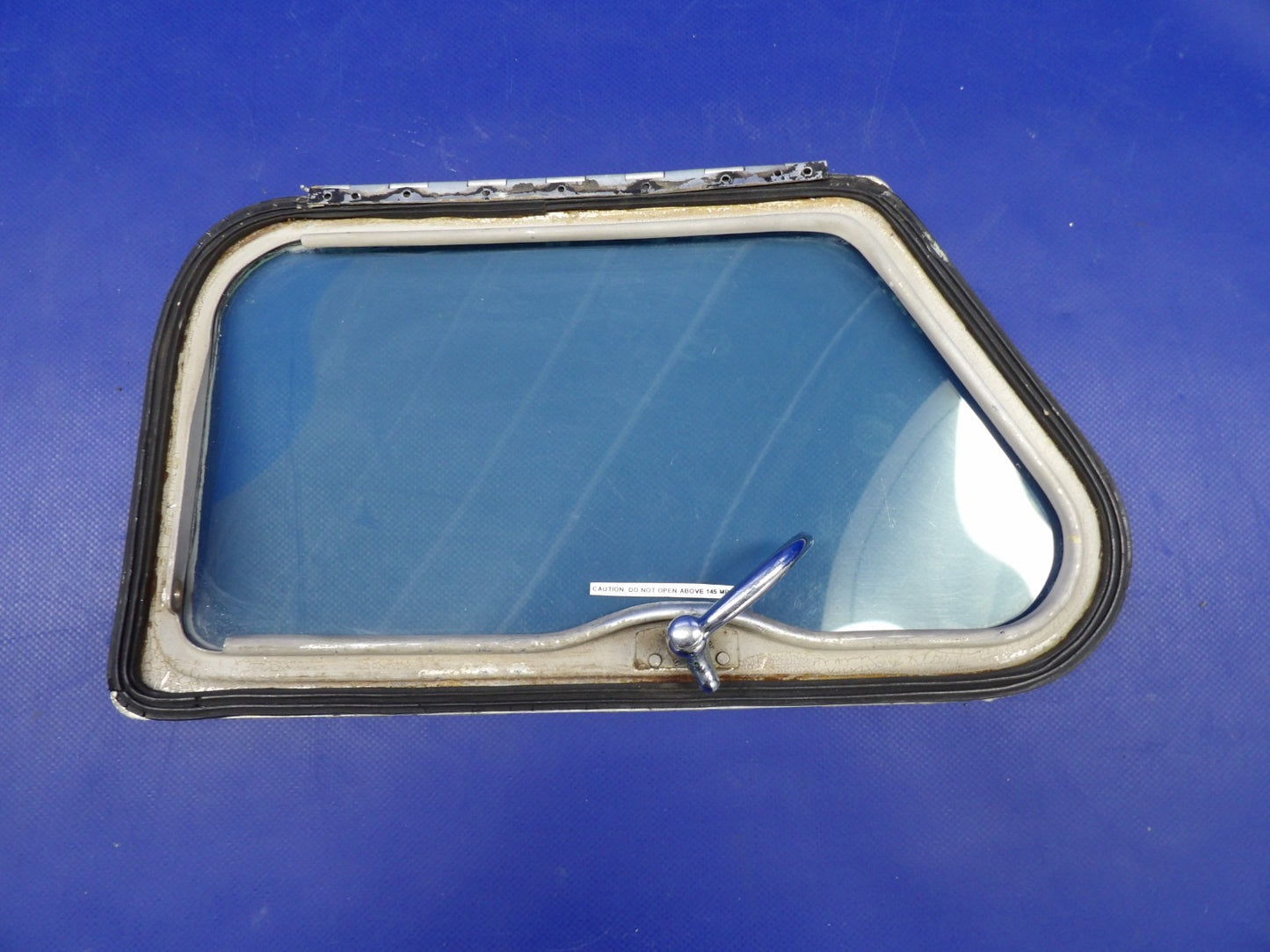 Beech D95A Travel Air Storm Window P/N 35-410291-650 (0226-511)6