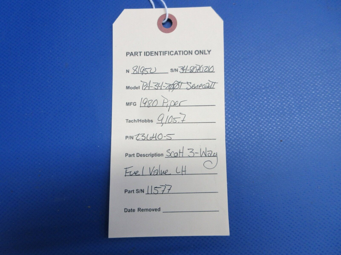 Piper PA-34-200T Seneca II Scott 3-Way Fuel Valve LH P/N 23640-5 (0524-1937)