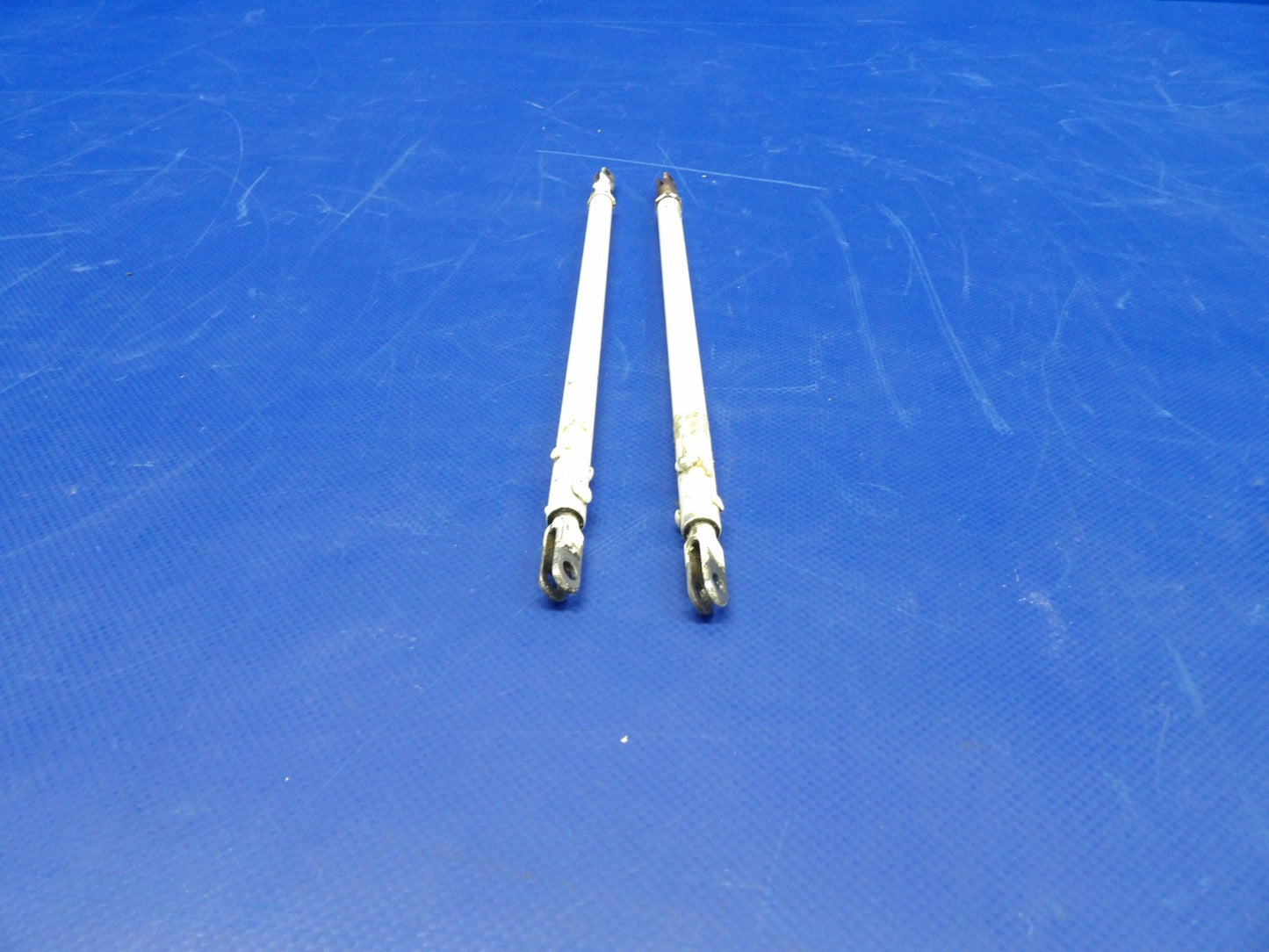 Beech D95A Elevator Trim Tab Actuator Tube P/N 45-526009-1 LOT OF 2 (0326-401)4