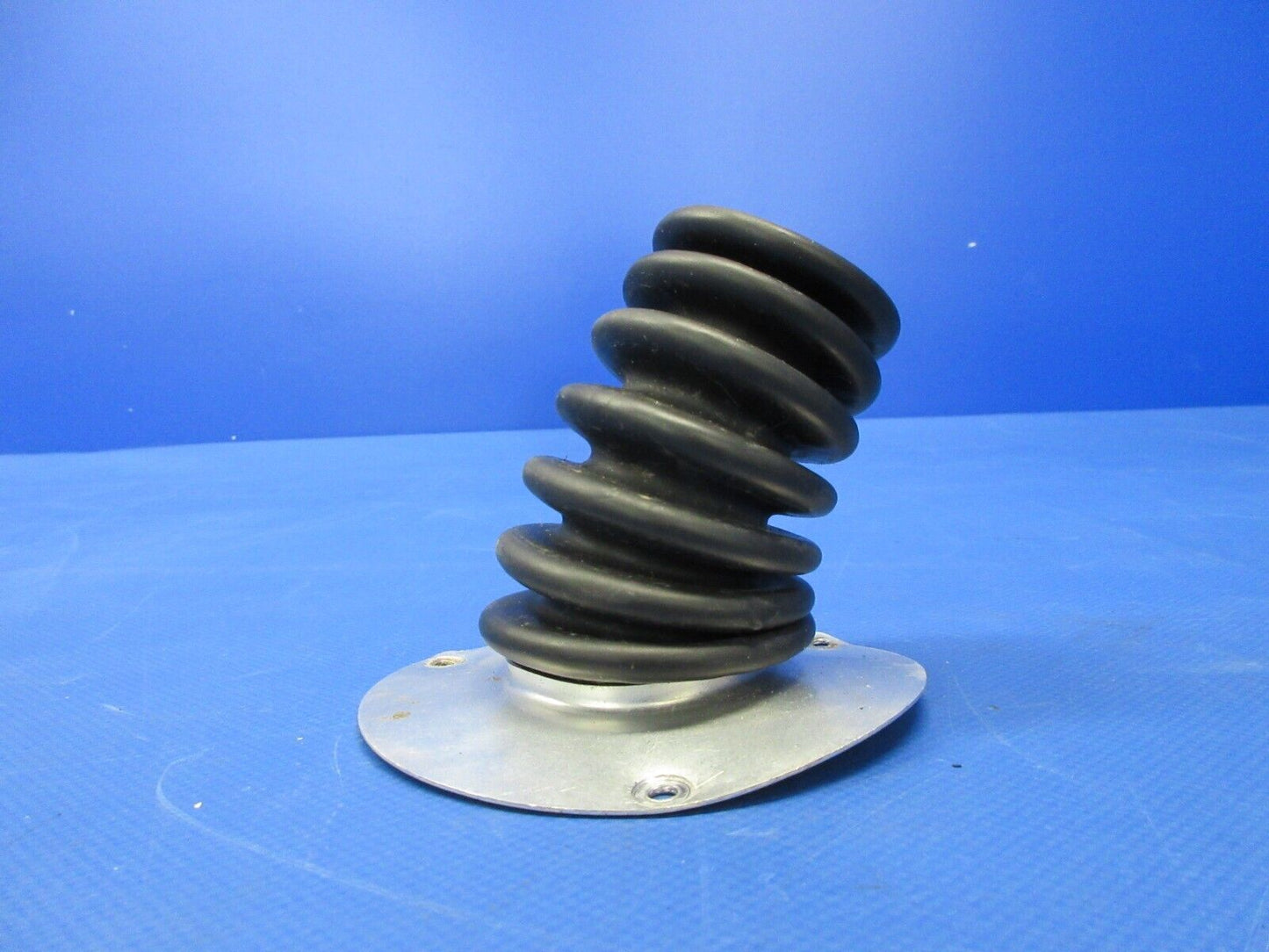 Piper PA-28-181 Nose Wheel Bungee Boot & Housing RH P/N 35433-00 (0624-1371)