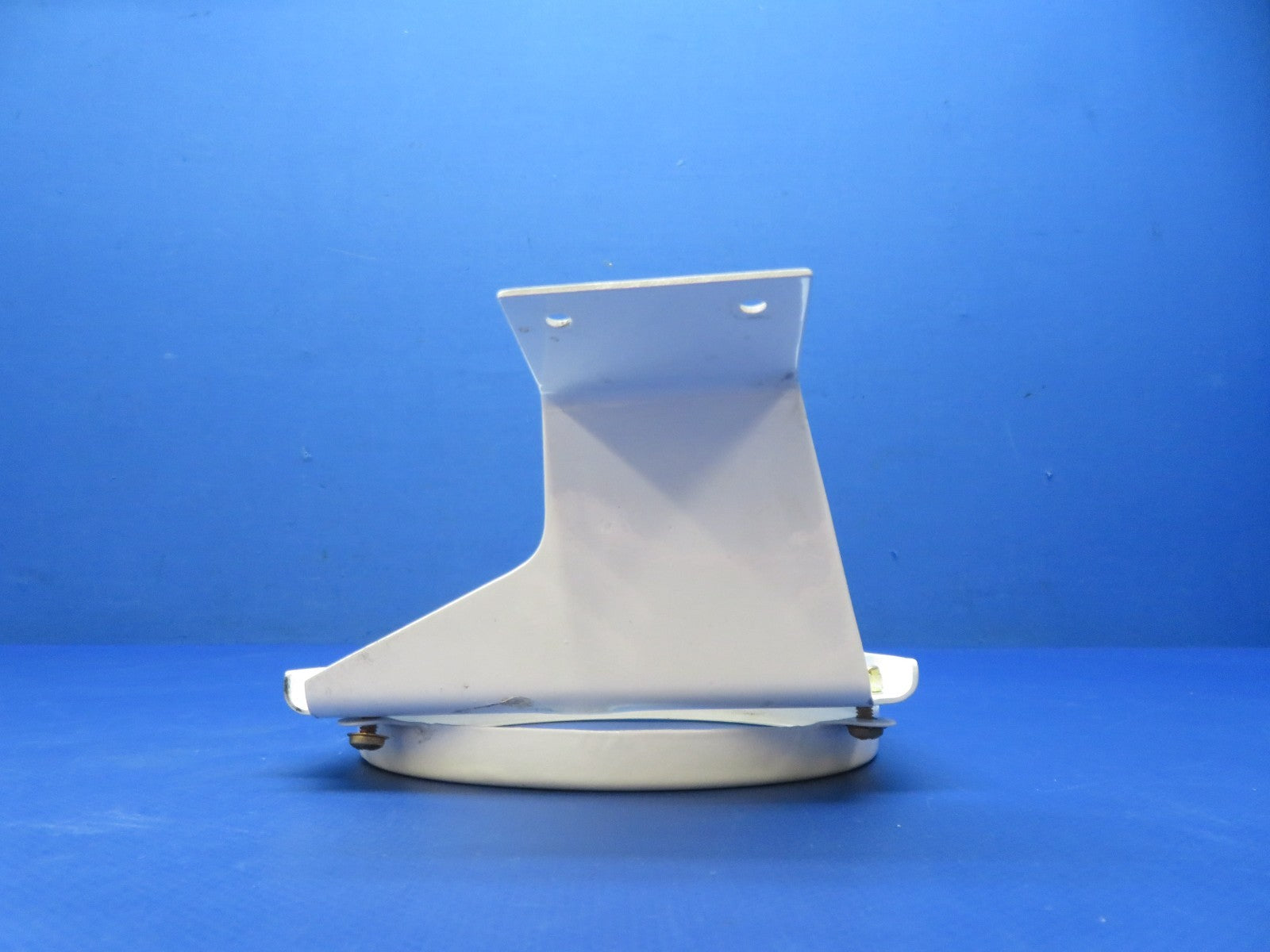 Beech D95A Travel Air Nose Gear Taxi Light Bracket P/N 96-364032-1 (0326-157)9