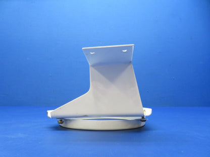 Beech D95A Travel Air Nose Gear Taxi Light Bracket P/N 96-364032-1 (0326-157)9