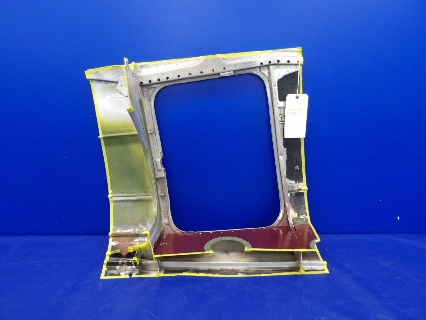 Cessna 182 / 182L Baggage Door Frame P/N 0711618-1, 0711673-1 (0226-2037)1