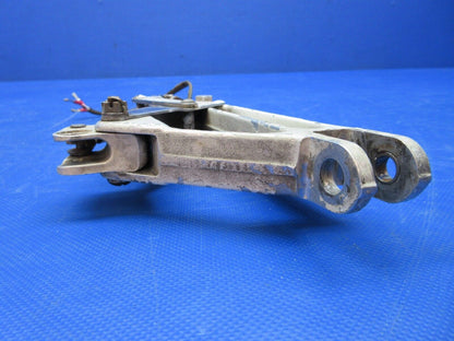 Piper PA-34-200T Seneca II LH MG Truss Assy w/ Switch P/N 78721-02 (0924-1373)