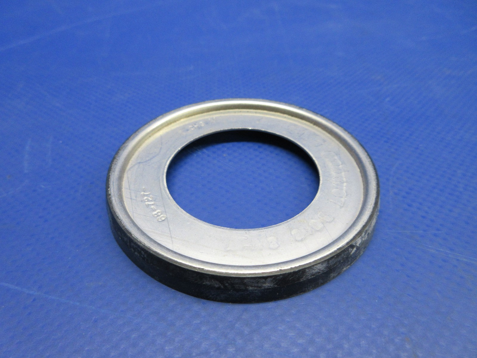 Beech King Air Nose Wheel Bearing Seal P/N 50-300011-39 NOS (0326-907)7