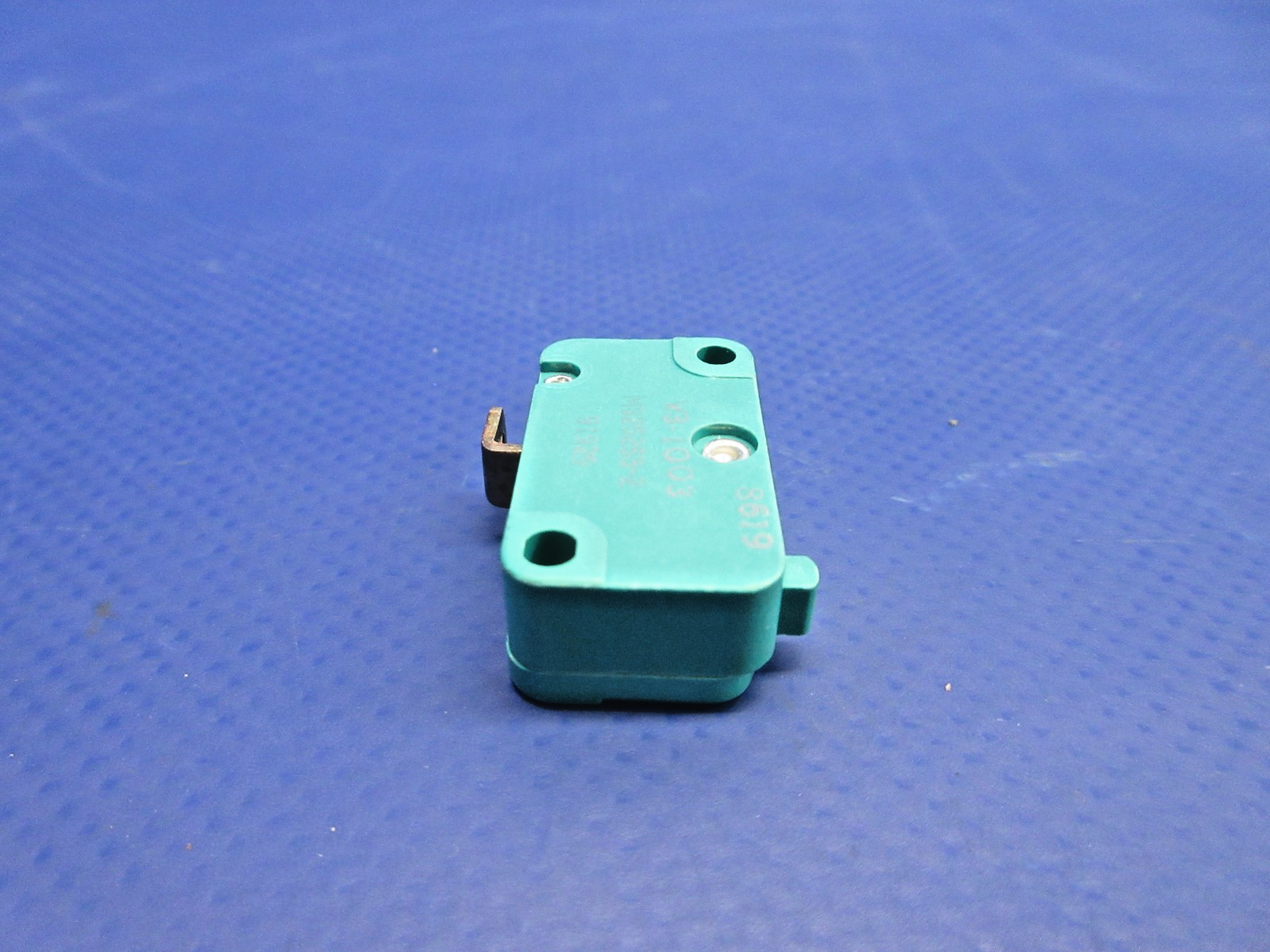 General Aviation Inc Microswitch P/N V3-1003 NOS (0826-730)9