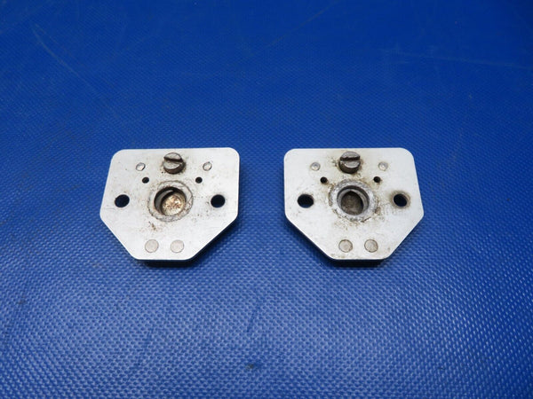 Cessna 310 / 320 Wedjit Plate Assy Cabin Seat P/N 295409 LOT OF 2 (0918-228)