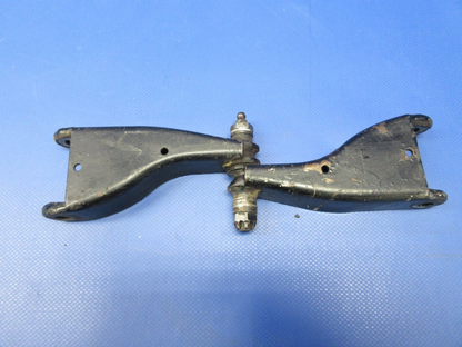 Bellanca 17-30A Viking Nose Gear Nutcracker Link P/N 194209-10 (0524-1255)