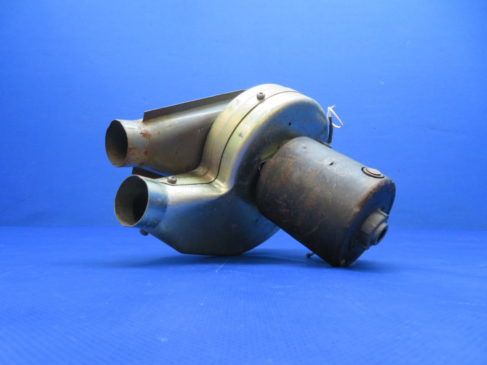 Beech 76 Duchess Janitrol Combustion Air Blower P/N 07E95-1 TESTED (0326-103)2