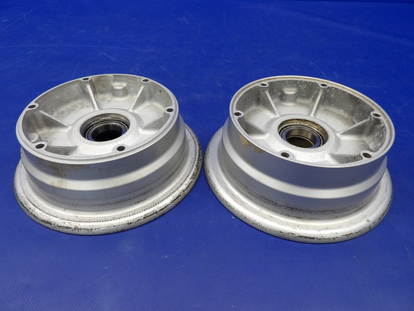Beech F35 Bonanza Cleveland 40-98 7.00-8 Main Wheel P/N 161-02300 (0726-2094)10