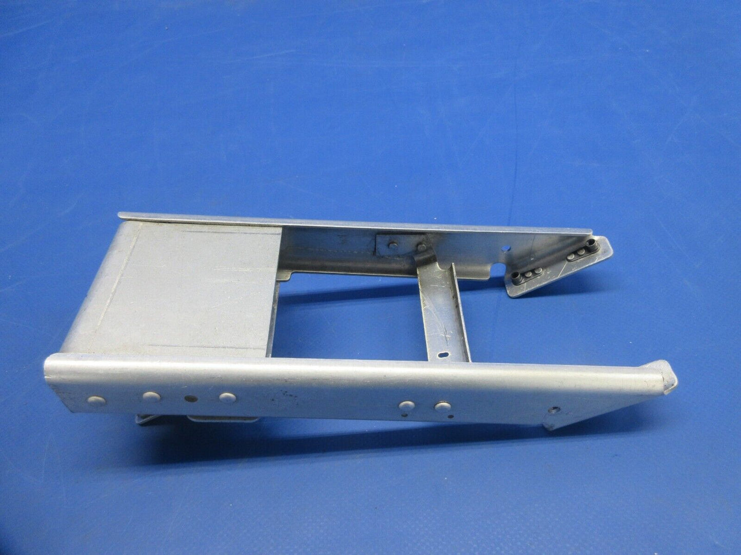 Piper PA-32RT-300T Lance II Cockpit Engine Controls Mount 69324-04 (1024-705)