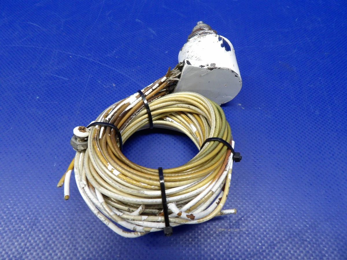 Piper PA-31T1 Cheyenne Squat Switch P/N 29549-02 (0626-1388)4