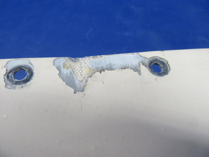 Beech 76 Duchess RH Wing Tip P/N 105-100010-14 (0326-46)10