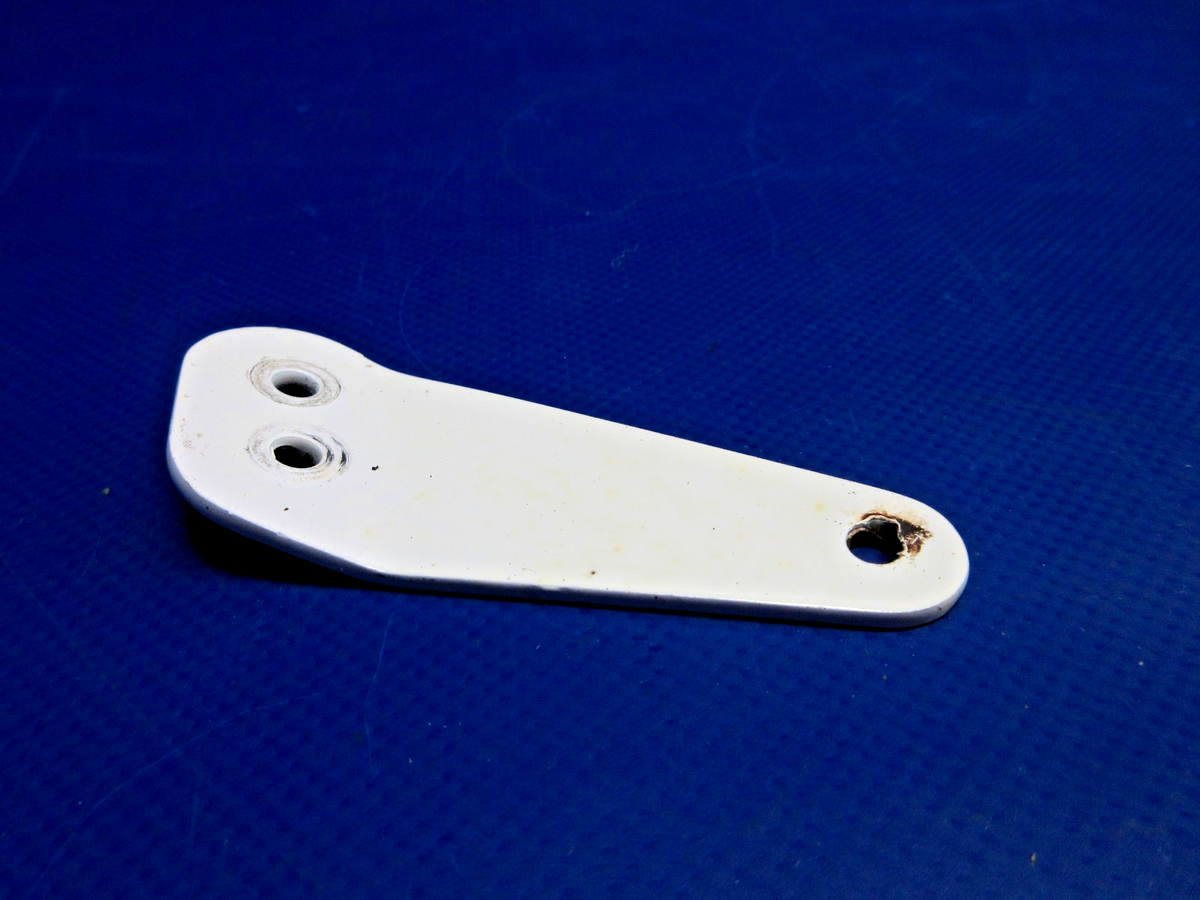 Cirrus SR22 Exhaust Brackets LH & RH P/N 20155-007, 20155-006 (0926-865)11