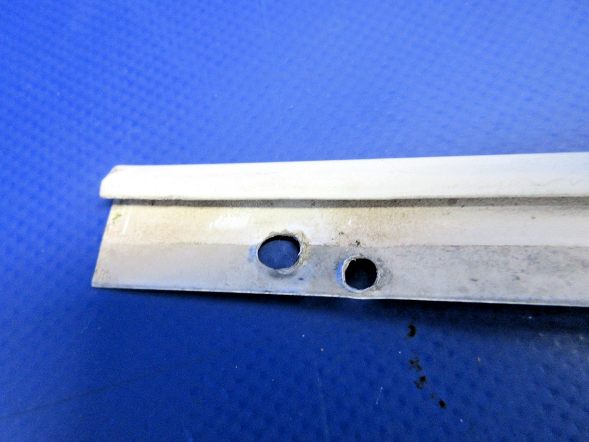 Cessna 172 / 172RG Wing Tip Stiffener RH Upper & LWR 0523565-21 &-22 (0926-816)13