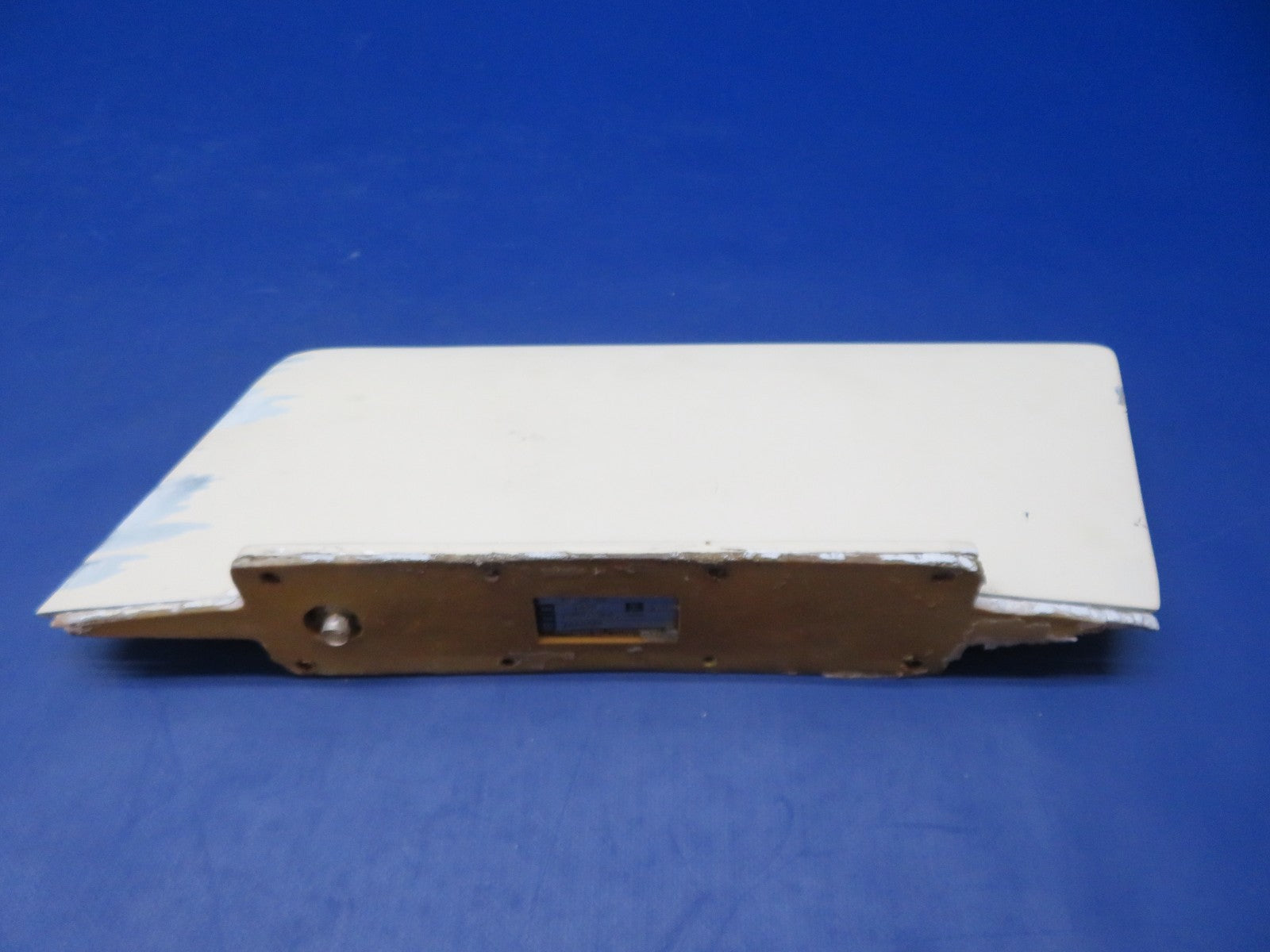 Cessna 421 Communication Components Antenna P/N VT10-02 (0326-243)7