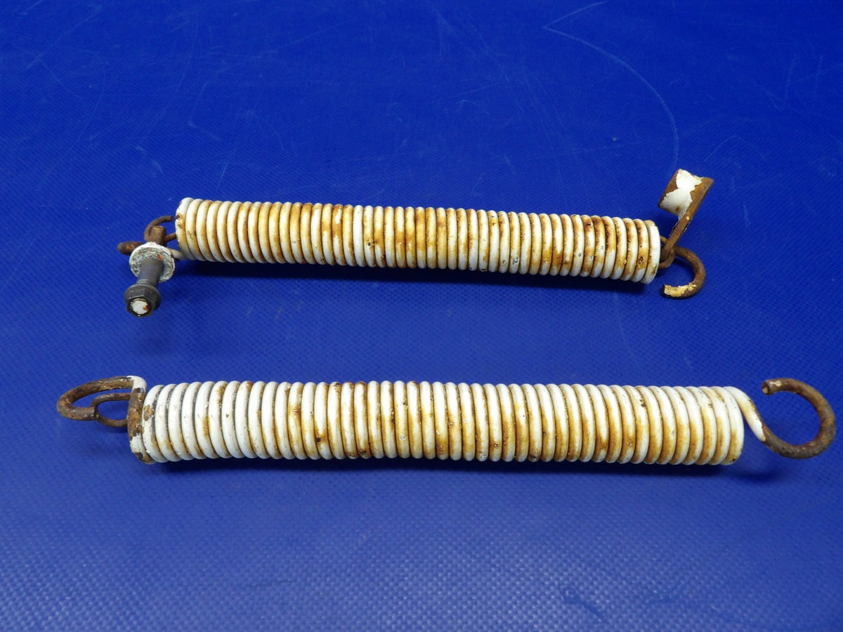 Beech 76 Duchess Main Gear Brace Spring Set P/N 105-810028-1 (0526-1329)3