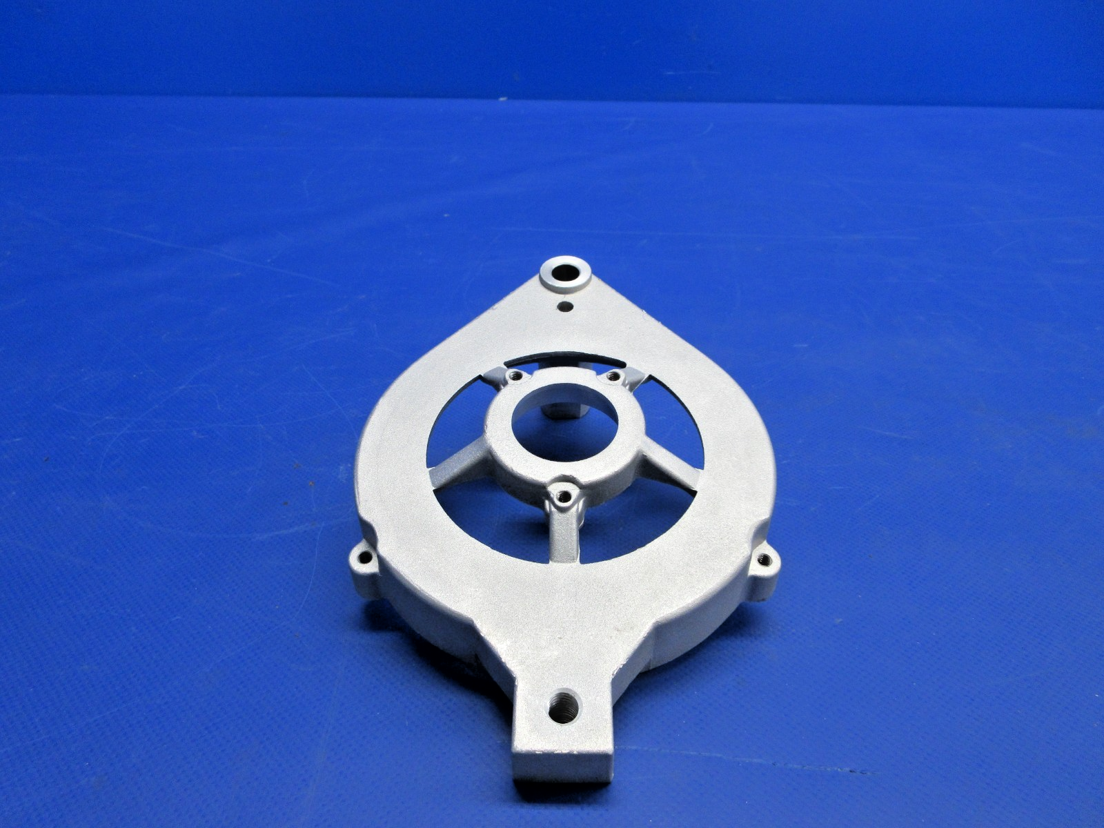 Hartzell Alternator Front Housing P/N 41052 NOS (0326-925)2