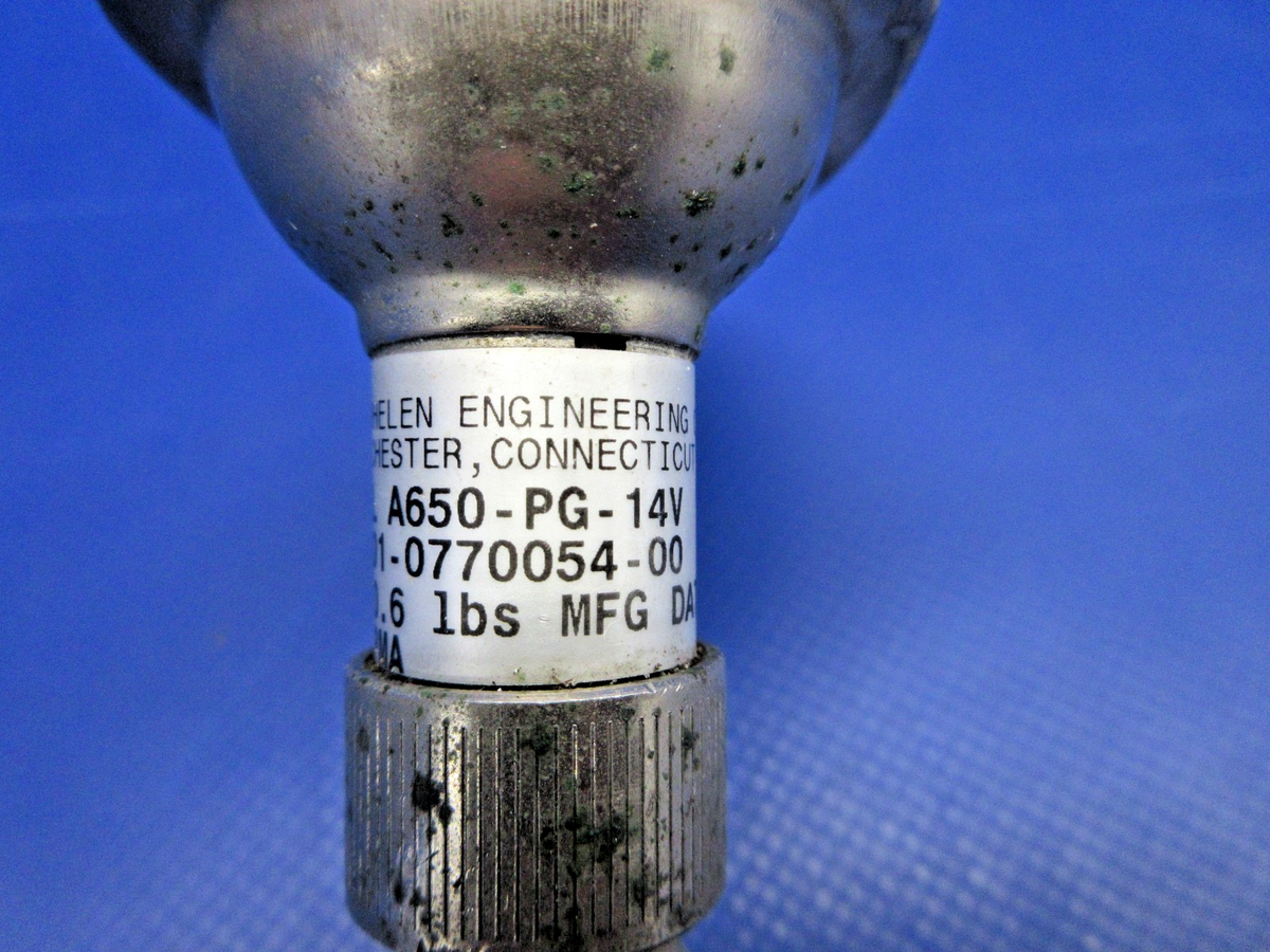 Beech Whelen A650-PG-14V Wing Tip Strobe Light 14V P/N 01-0770054-00 (0526-845)7