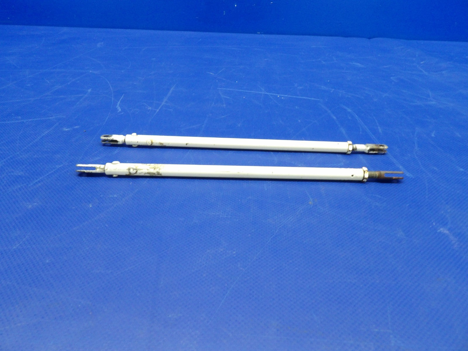 Beech D95A Elevator Trim Tab Actuator Tube P/N 45-526009-1 LOT OF 2 (0326-401)1