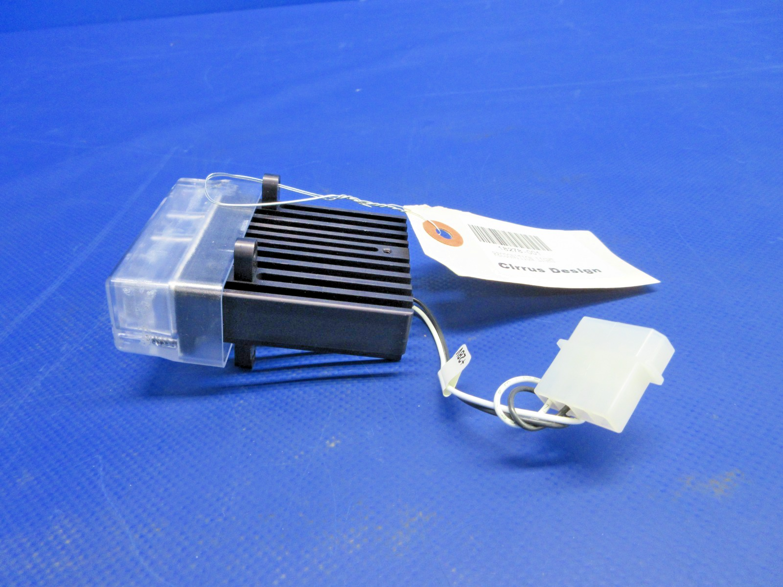Cirrus SR20 / SR22 LED Recognition Light 28V P/N 18278-002 NOS (0326-983)2