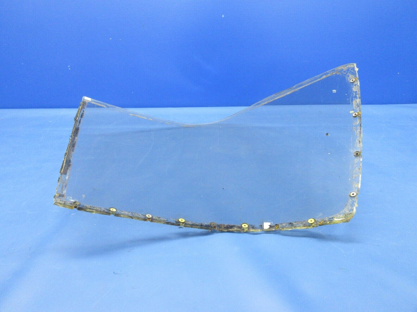 Piper PA-23-250 Aztec Windshield Assy LH P/N 19512-04 (0624-2049)