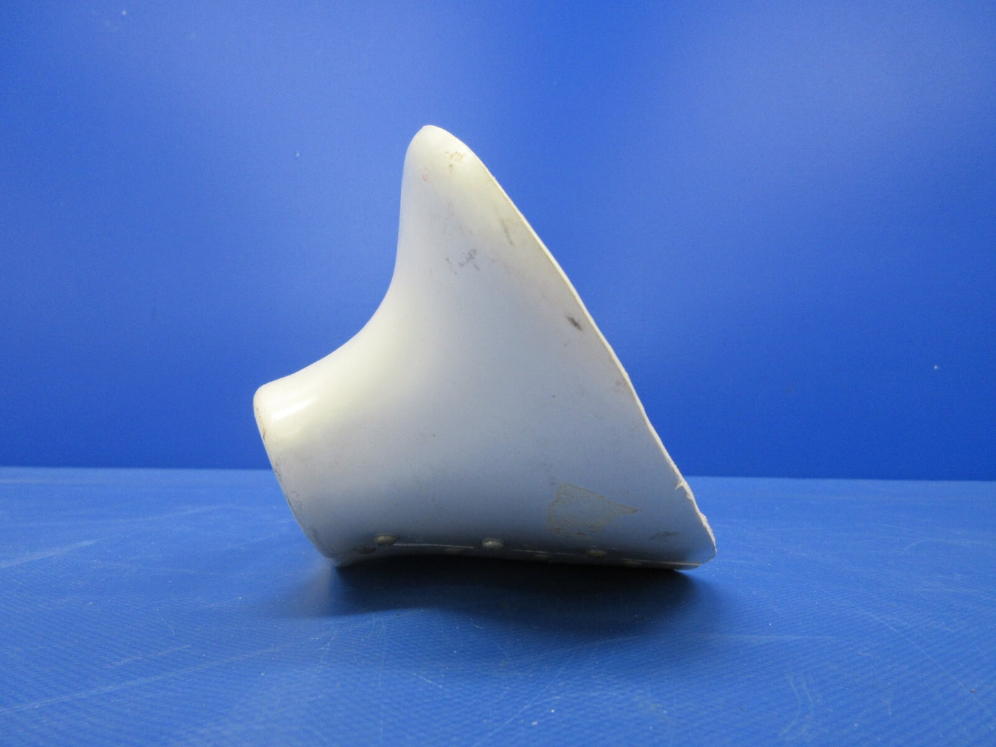 Cessna 172 Main Gear Fairing Assembly RH P/N 1741005-248 (0424-1124)5
